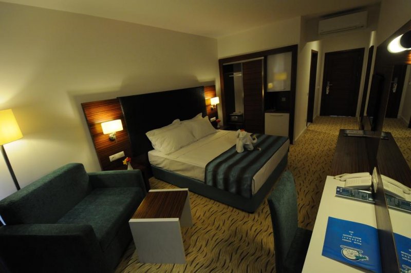 Palm Wings Kusadasi Beach Resort & Spa - Снимка 9