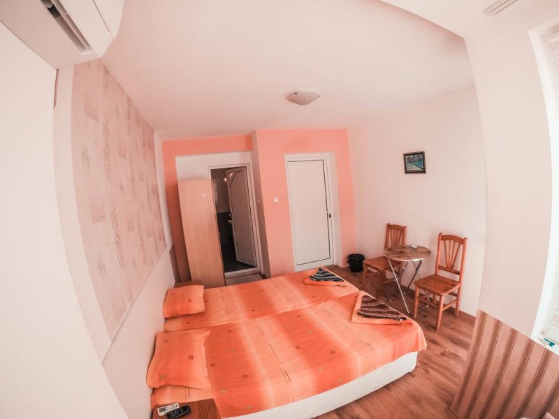 Къща за гости Габриел - Снимка 3