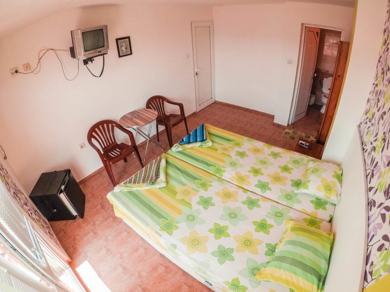 Къща за гости Габриел - Снимка 2