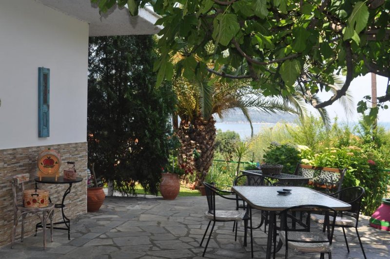 Ifigenia Apartments - Снимка 8