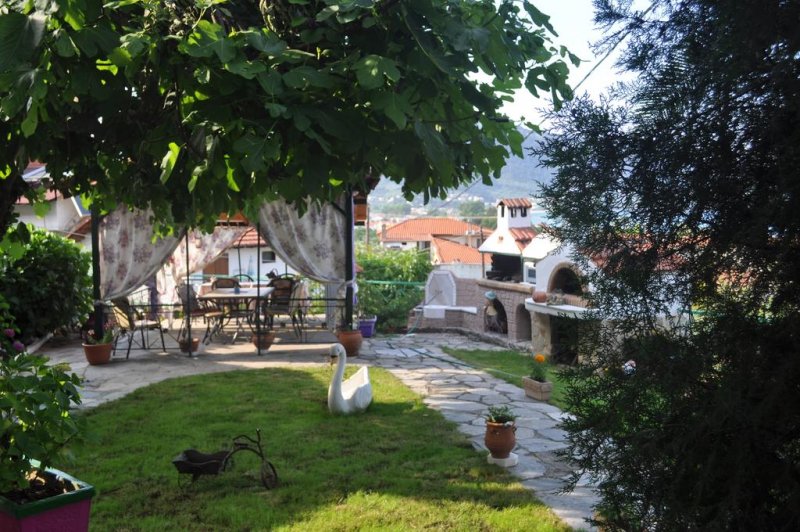 Ifigenia Apartments - Снимка 4