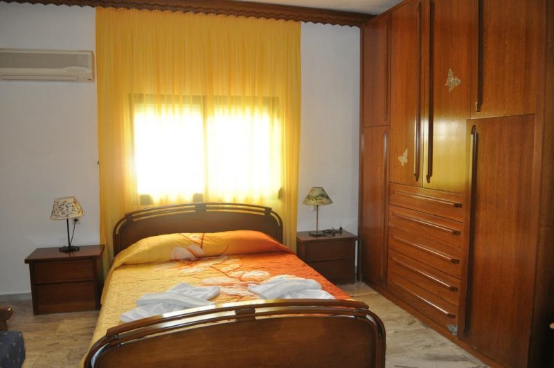 Ifigenia Apartments - Снимка 1