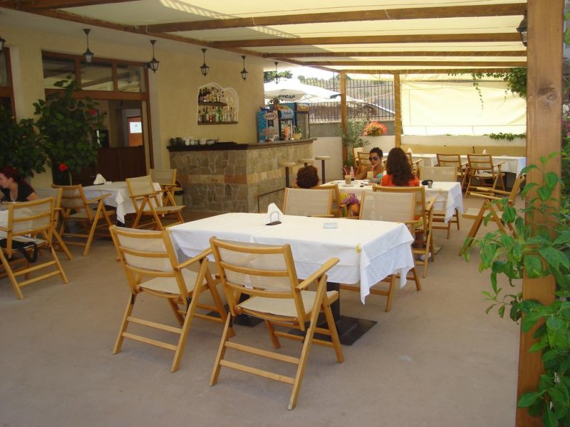 Хотел Музите - Снимка 4