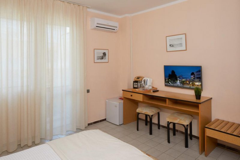 Хотел Мистрал - Снимка 8