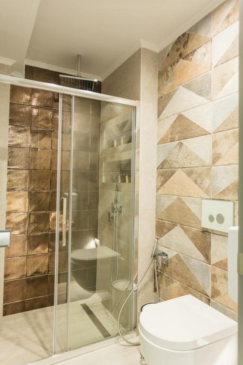 Blue Carpet Luxury Suites - Снимка 11