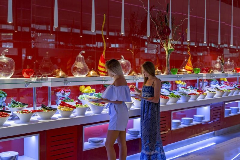 Adam & Eve Hotel - Снимка 2