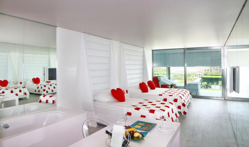 Adam & Eve Hotel - Снимка 8