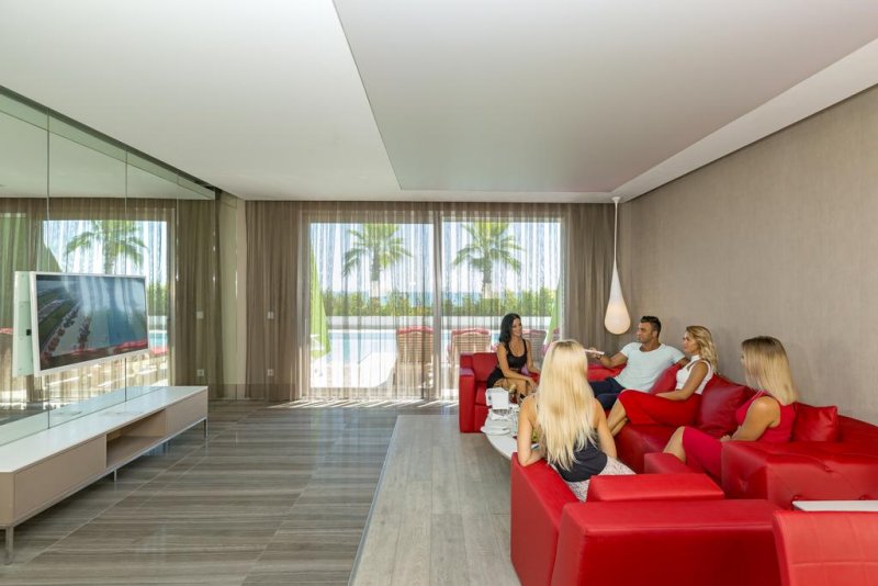 Adam & Eve Hotel - Снимка 7