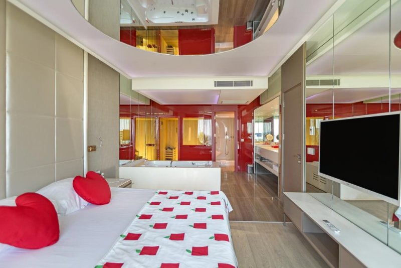 Adam & Eve Hotel - Снимка 10