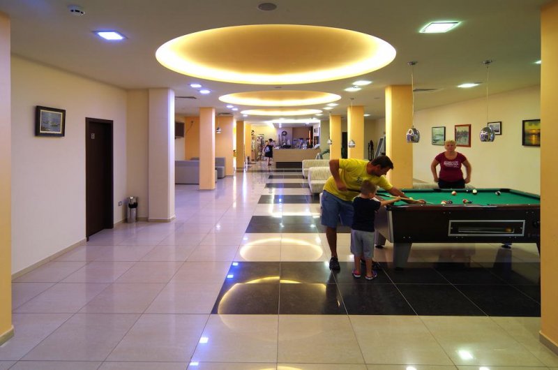 Хотел Пламена Палас - Снимка 1