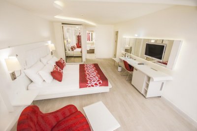 Laguna Beach Alya Resort & Spa - Снимка 6