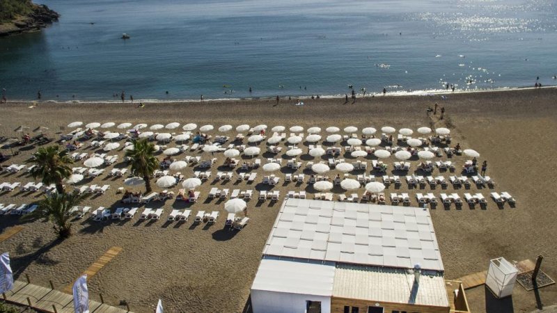 Laguna Beach Alya Resort & Spa - Снимка 9