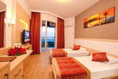 Gardenia Hotel - Снимка 1