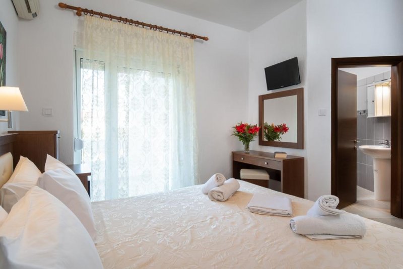 Stefani Hotel - Снимка 11