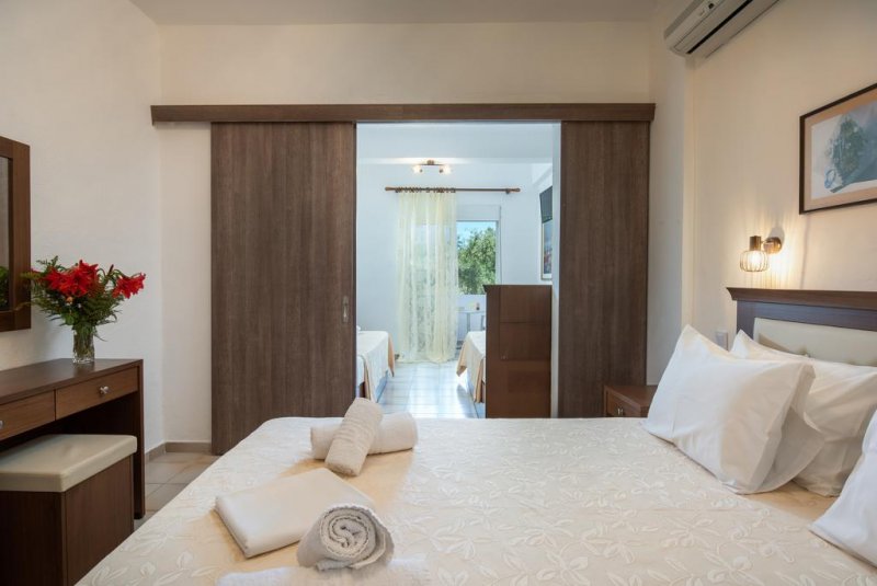 Stefani Hotel - Снимка 10