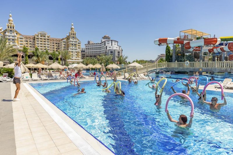 Royal Holiday Palace - Снимка 5