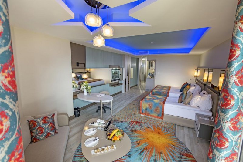 Royal Seginus - Снимка 10