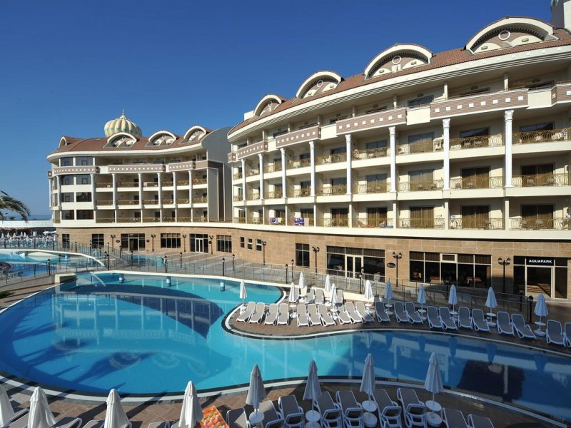 Kirman Belazur Resort & Spa - Снимка 1