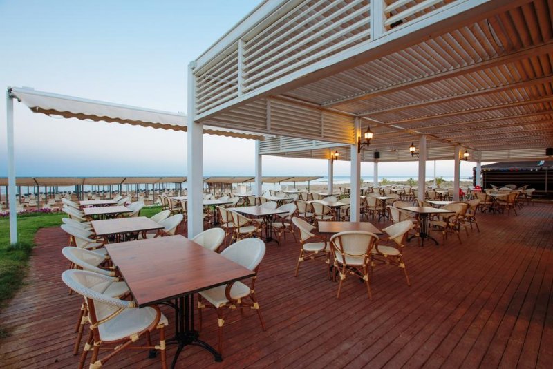 Ramada Resort Side Hotel - Снимка 9