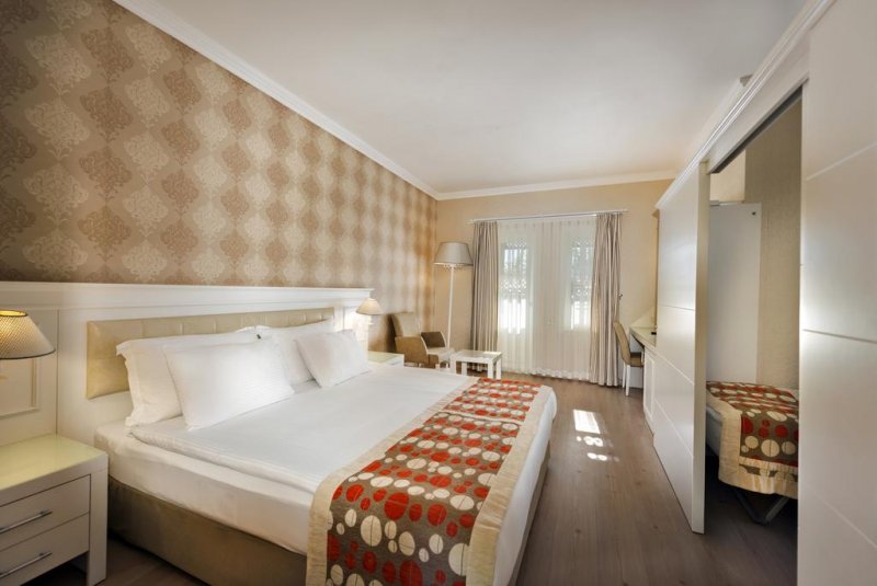 Club Nena  - Снимка 2