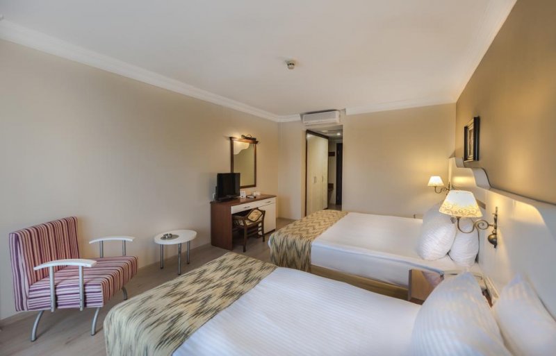 Club Nena  - Снимка 11