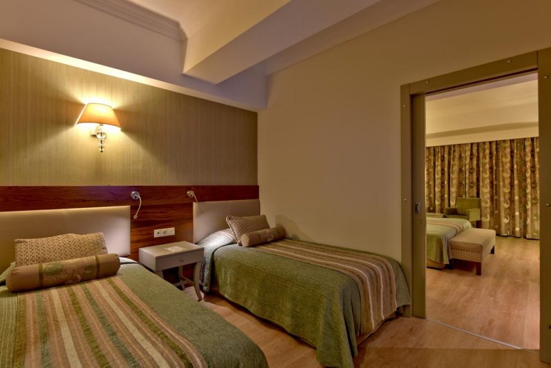 Side Star Resort - Снимка 11