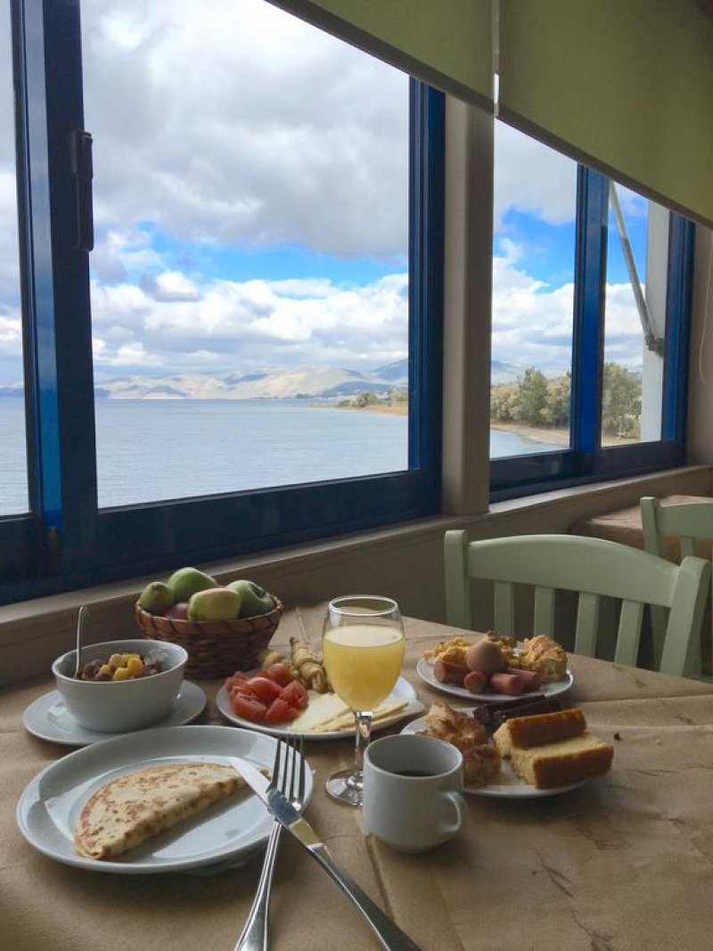 Venus Beach Hotel - Снимка 3