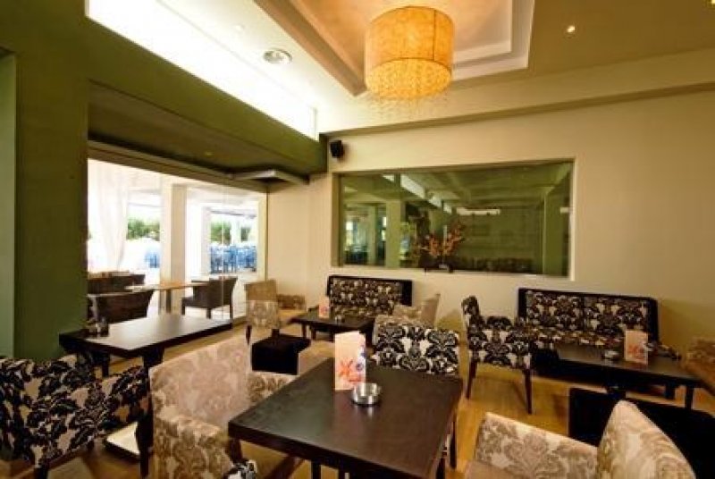 Venus Beach Hotel - Снимка 5