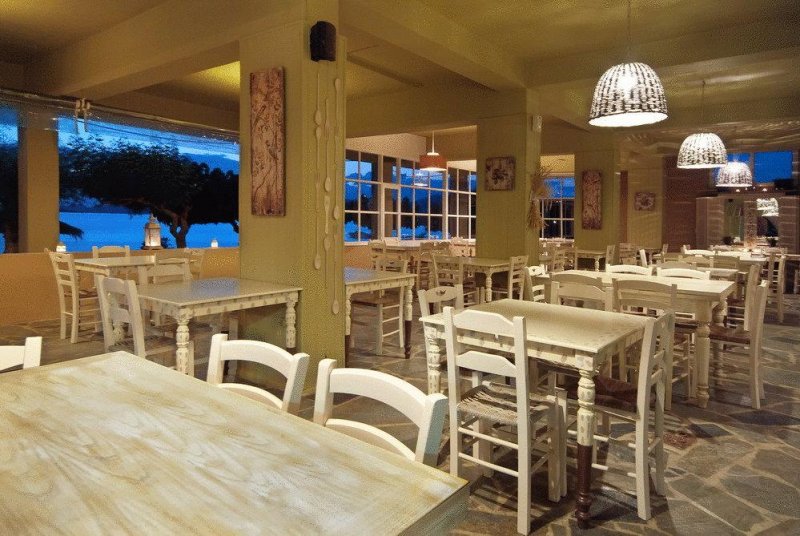 Venus Beach Hotel - Снимка 5