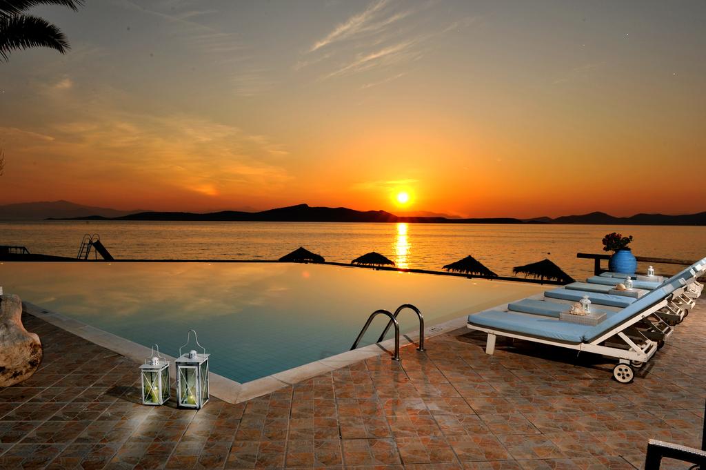 През Юни: 7 нощувки със закуски и вечери в хотел Venus Beach 3*, о.Евия, Гърция! - Снимка 5