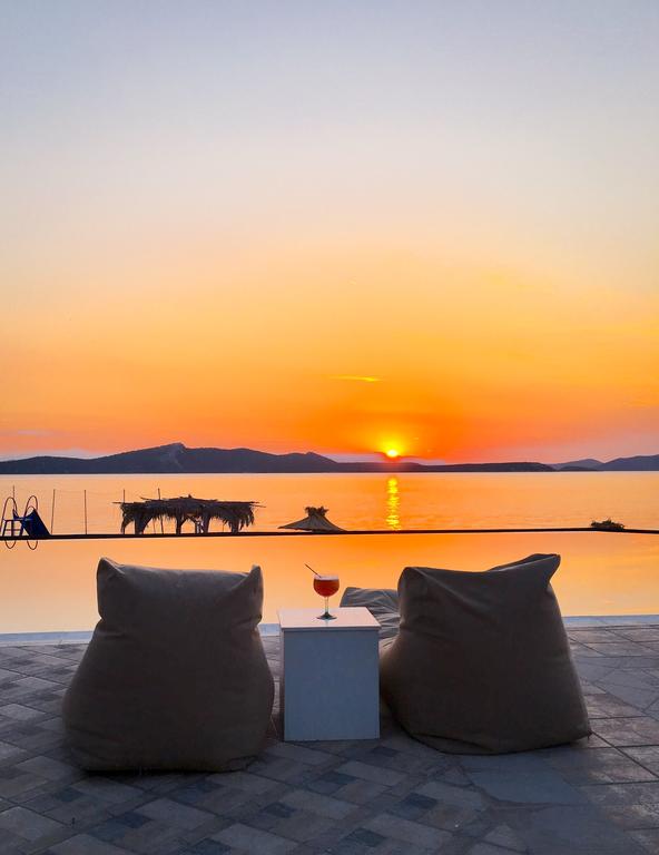 През Юни: 7 нощувки със закуски и вечери в хотел Venus Beach 3*, о.Евия, Гърция! - Снимка 12