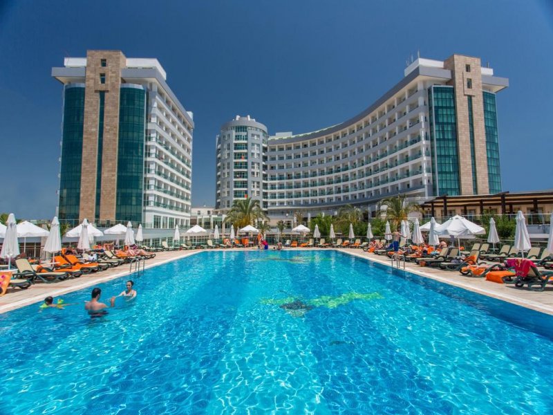 Sherwood Breezes Resort - Снимка 2