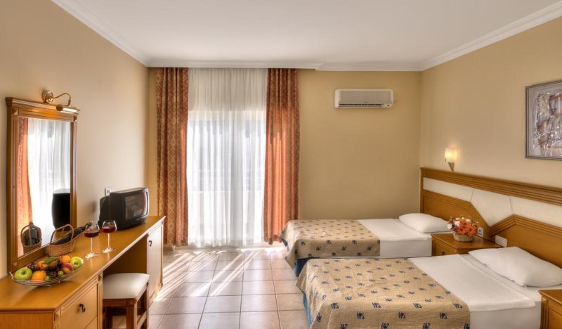 L'ancora Beach Hotel - Снимка 11