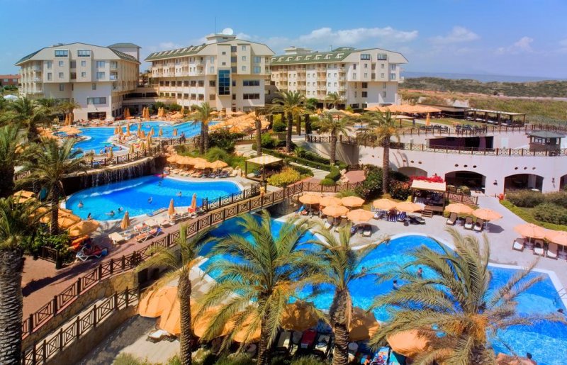 Novum Garden Side Hotel - Снимка 0