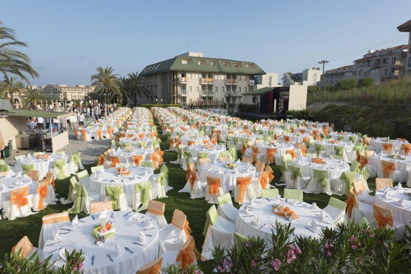 Novum Garden Side Hotel - Снимка 3