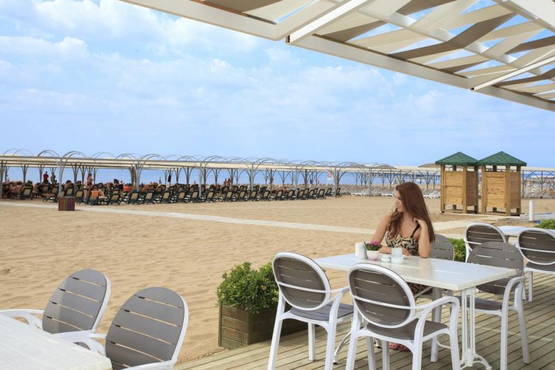 Novum Garden Side Hotel - Снимка 11