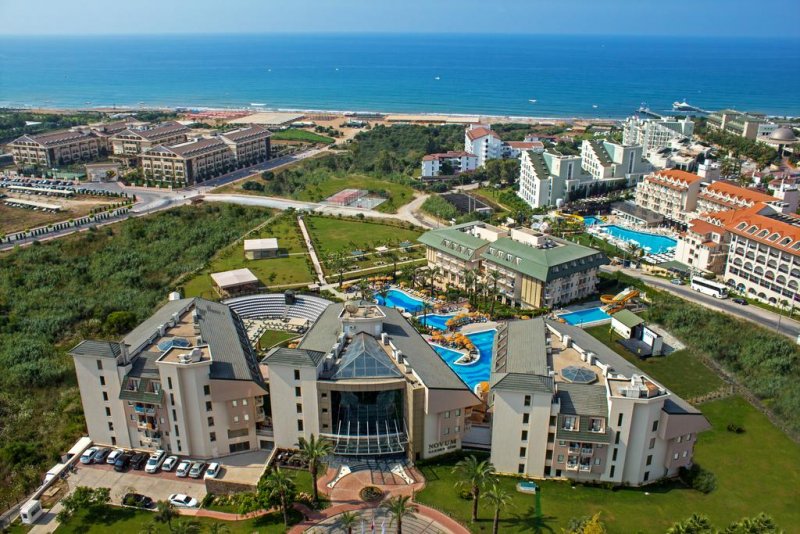 Novum Garden Side Hotel - Снимка 9