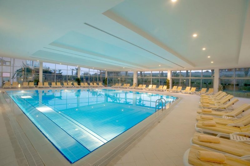 Miracle Resort Hotel - Снимка 4