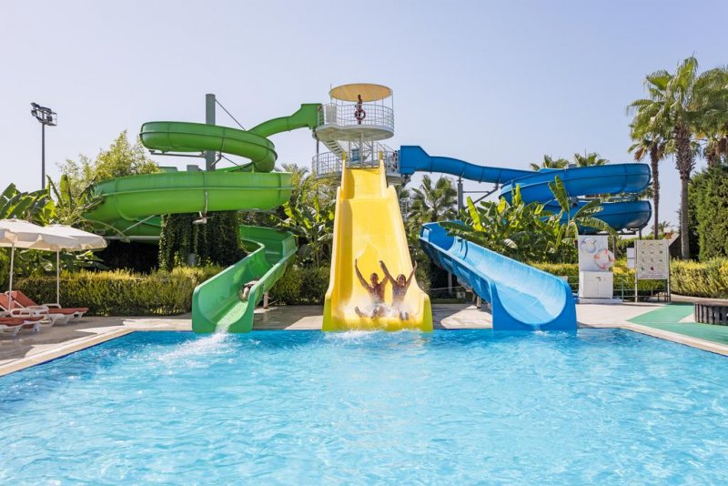 Miracle Resort Hotel - Снимка 1