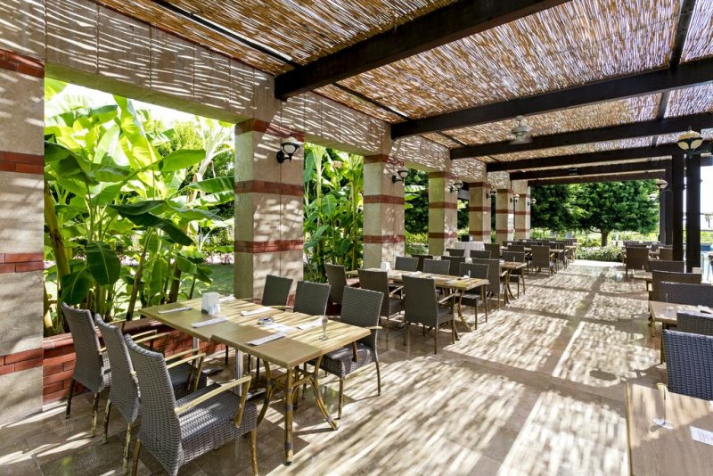 Miracle Resort Hotel - Снимка 7