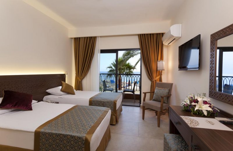 Alaaddin Beach Hotel  - Снимка 2