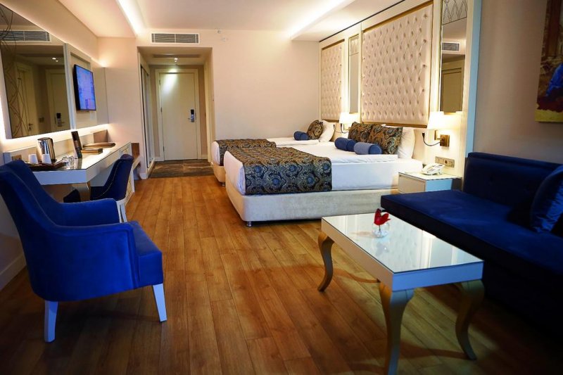 Haydarpasha Palace - Снимка 4