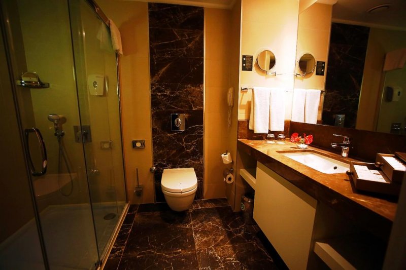 Haydarpasha Palace - Снимка 10