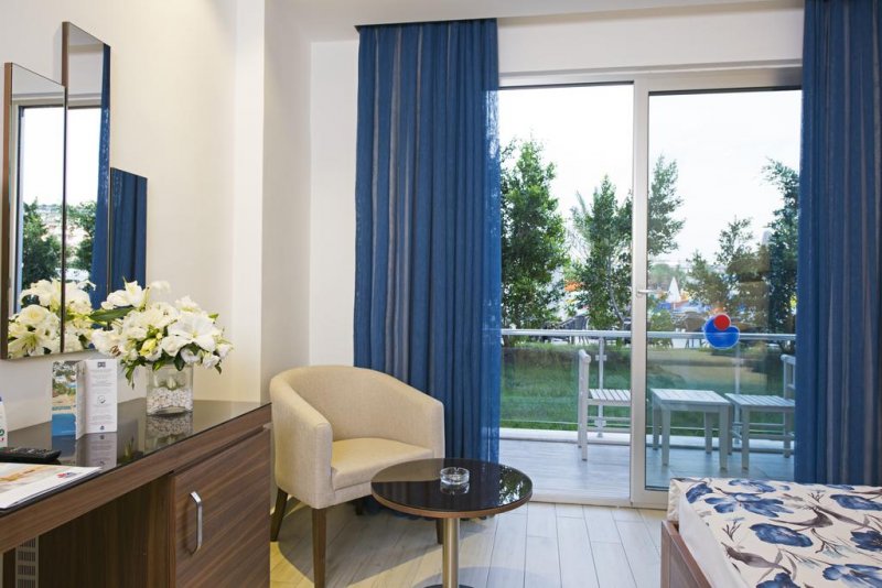 Club Kastalia - Снимка 1