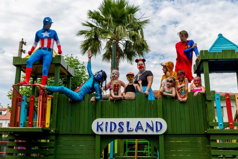 Julian Club Hotel - Снимка 8