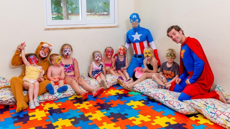 Julian Club Hotel - Снимка 1