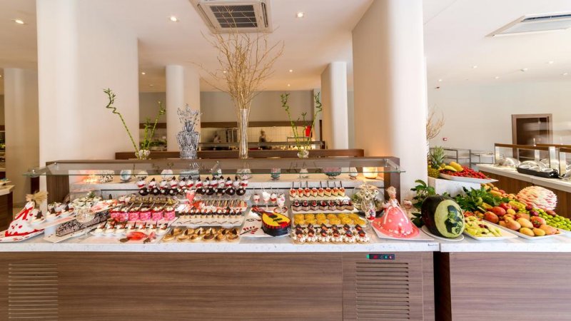 Julian Club Hotel - Снимка 11