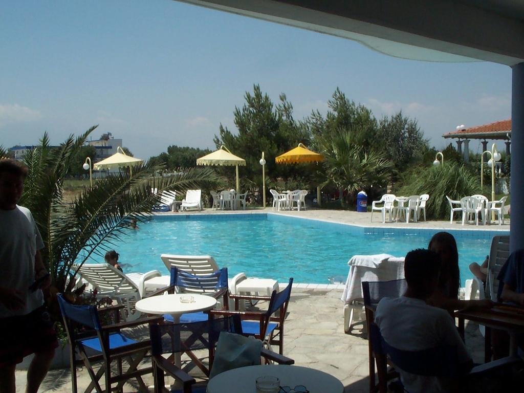 Майски празници: 3 нощувки със закуски и вечери в хотел Anais 3*, Олимпийска Ривиера, Гърция! - Снимка 21