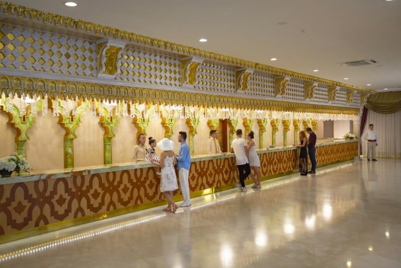 Royal Alhambra Palace - Снимка 11