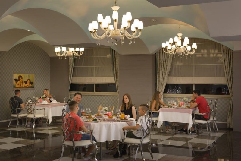 Royal Alhambra Palace - Снимка 4